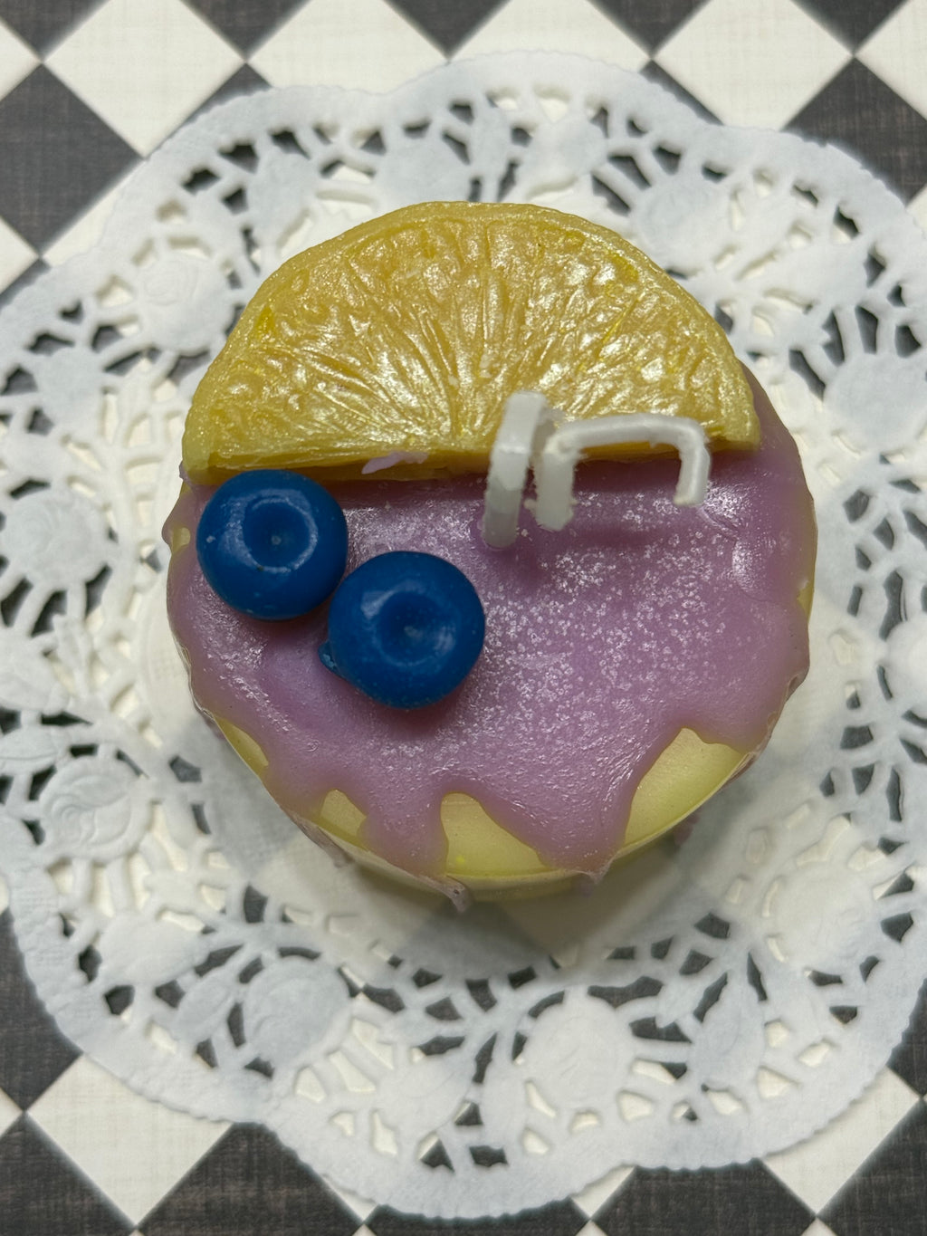 Pastelitos candle