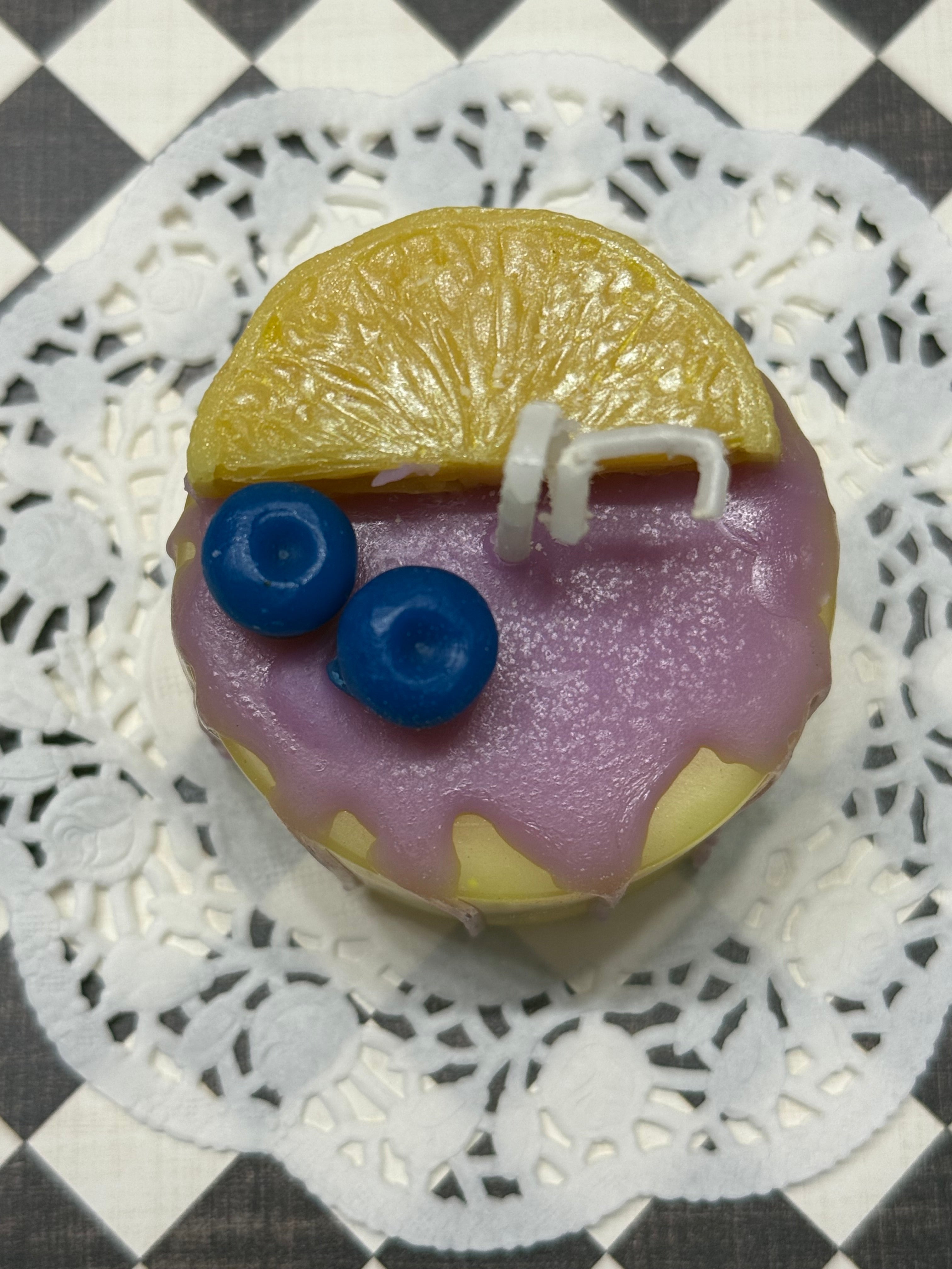 Pastelitos candle
