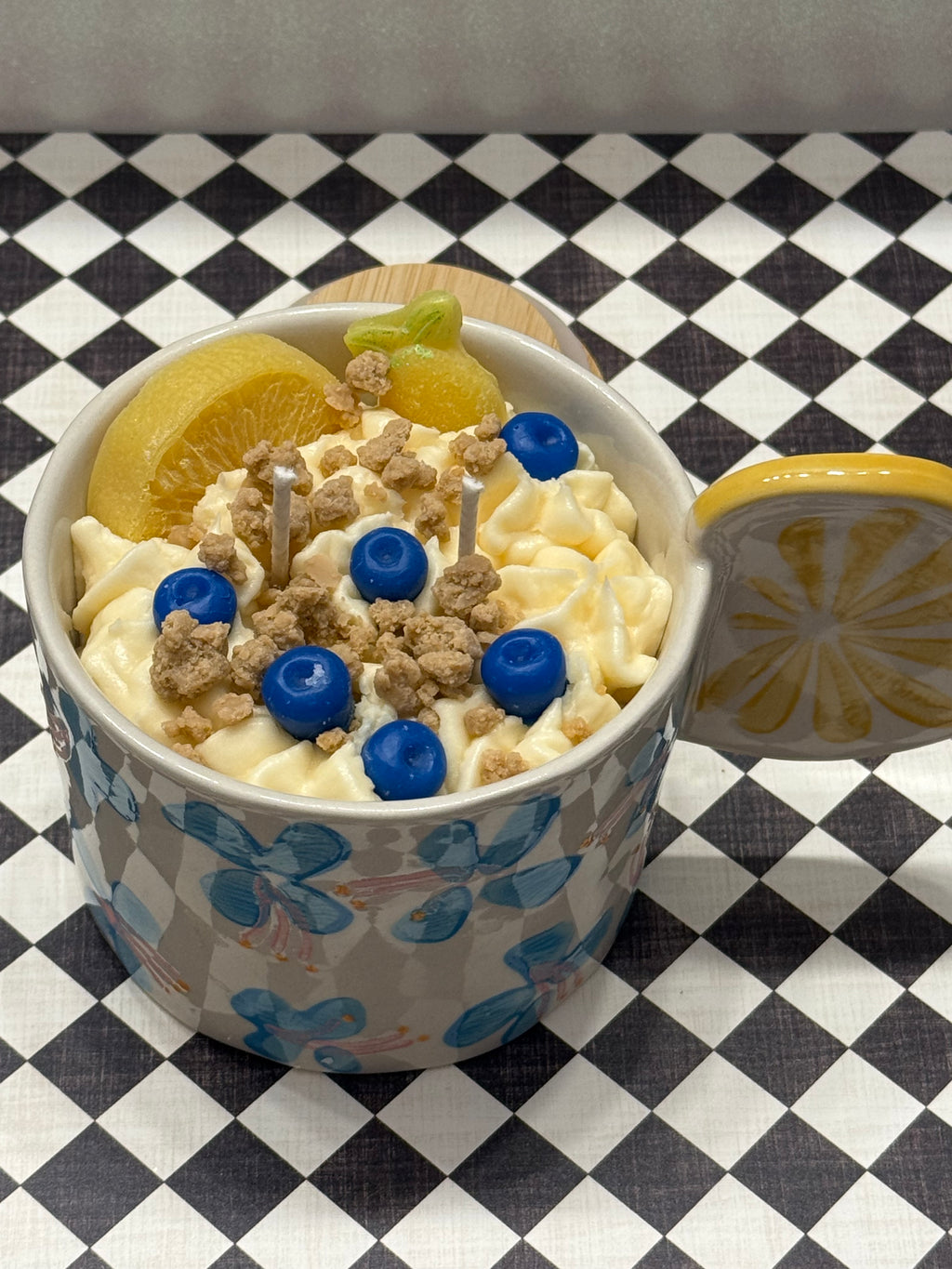Lemon Blueberry Crumble candle