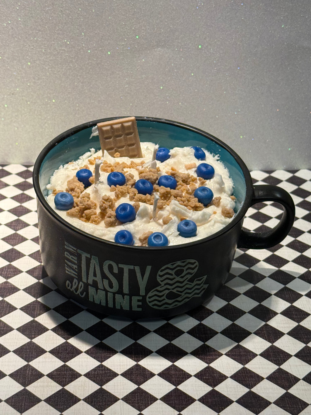 Wild Blue Berries & Oats candle